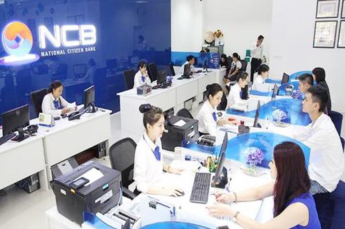 Nợ xấu loạt ngân hàng tăng vọt