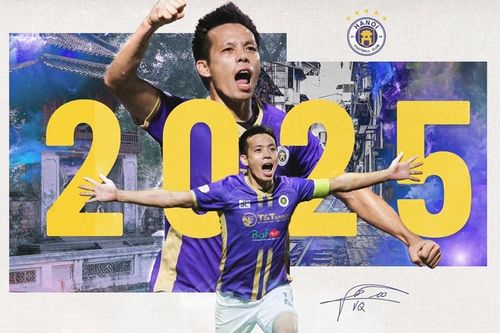 Văn Quyết gia hạn với Hà Nội FC đến năm 2025