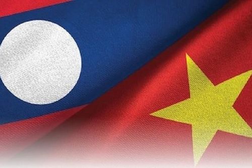 Phó Thủ tướng Lào tiếp Chủ tịch Hội Chữ thập Đỏ Việt Nam