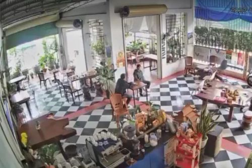 Huế: Xuất hiện 2 đối tượng tự xưng là cán bộ huyện đi quyên góp tiền lũ lụt