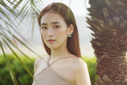 Á hậu Hong Kong chật vật cứu vãn sự nghiệp