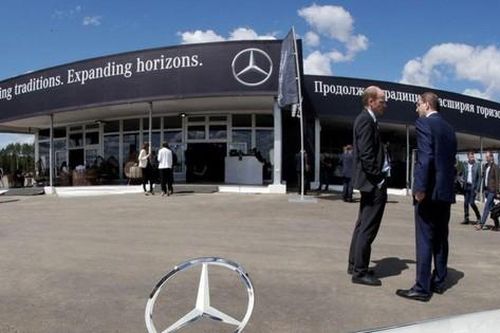 Mercedes chính thức rời thị trường Nga