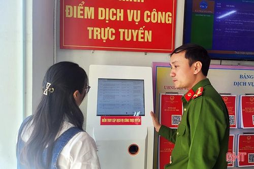 Huyện đầu tiên ở Hà Tĩnh ra mắt mô hình 'Điểm dịch vụ công trực tuyến'