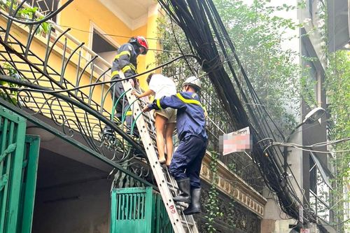 Tin 31/10: Một công dân Việt Nam thiệt mạng trong thảm họa giẫm đạp ở Hàn Quốc; Hai vụ cháy ở cùng tuyến phố, 9 người được cứu