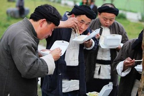 Phim trường lớn nhất thế giới chìm trong khủng hoảng