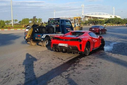 Tài xế Ferrari đâm chết người ở Hà Nội đã ra đầu thú