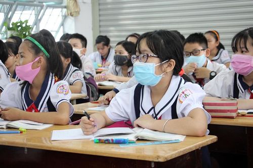 Để tất cả học sinh, sinh viên ở TPHCM tham gia BHYT