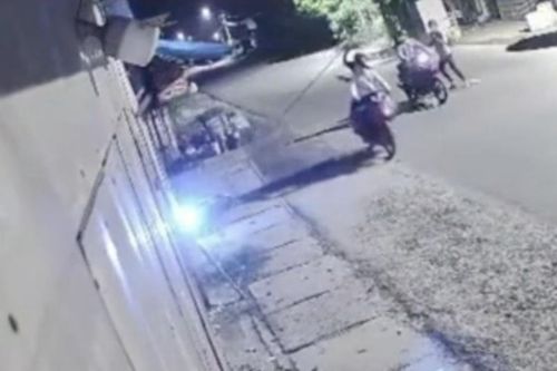 Dân quân truy đuổi trộm chó bị nhóm trộm chó đuổi ngược