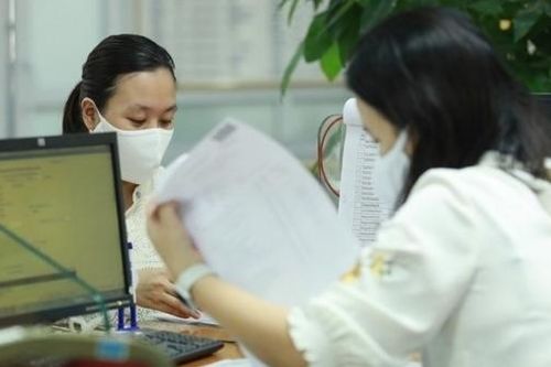 Tăng lương: 'Có thực mới vực được đạo'