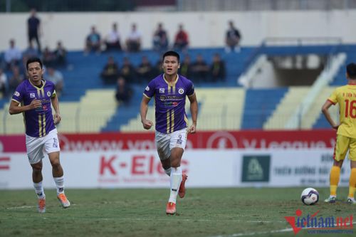 Hà Nội đánh rơi điểm trên sân Thanh Hóa