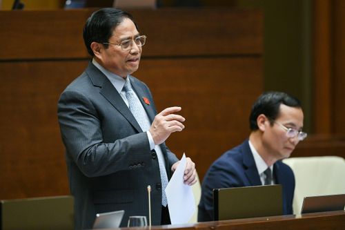 Thủ tướng: Bảo đảm cung ứng đủ xăng dầu trong mọi tình huống