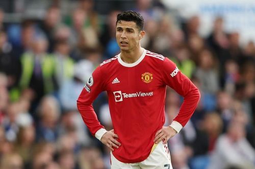 Chuyển nhượng cầu thủ ngày 5/11: Flamengo không mua Ronaldo; HLV ten Hag muổn bổ sung hậu vệ; Gerard Pique sẽ trở lại Barca