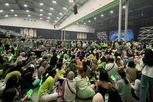 30 khán giả ngất xỉu trong đêm nhạc