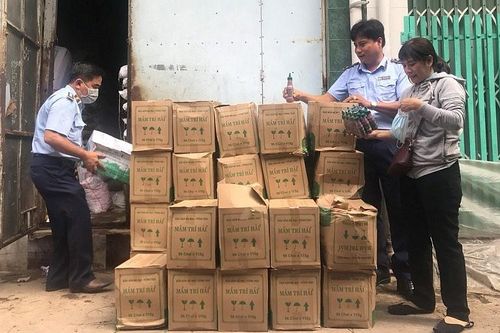 Bán hàng giả mạo nhãn hiệu, một hộ kinh doanh ở Vĩnh Long bị phạt 70 triệu đồng