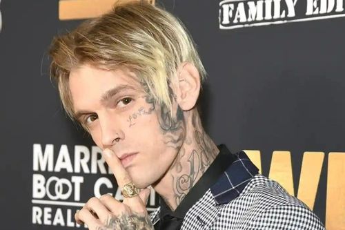 Aaron Carter qua đời