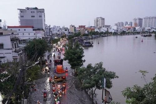 Nam Bộ sắp đón triều cường mạnh, nguy cơ ngập úng diện rộng