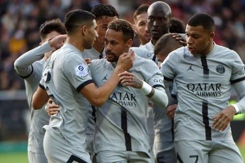 PSG hút chết trong ngày vắng Messi