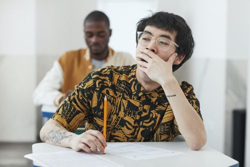 Mất thời gian, nhiều mối quan hệ để có bằng CFA