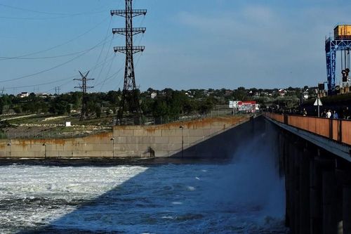 Nga-Ukraine: Kiev dồn lực tấn công, Kherson tạm mất điện và nước