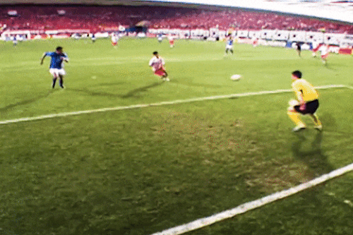 Những pha bỏ lỡ khó tin trong lịch sử World Cup