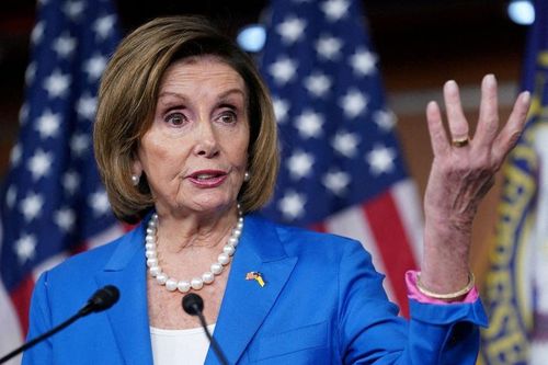 Bà Pelosi lên tiếng