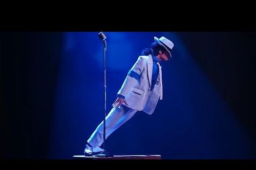 Sự thật chấn động sau điệu nhảy bất chấp trọng lực của Michael Jackson