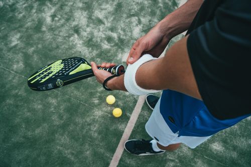 Người chơi tennis ở Việt Nam đang trẻ hơn