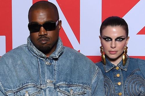 Julia Fox gặp xui sau cuộc tình với Kanye West
