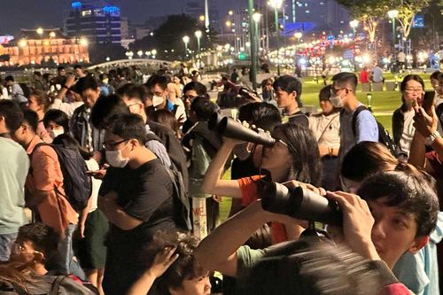 Nguyệt thực toàn phần lần cuối trong năm