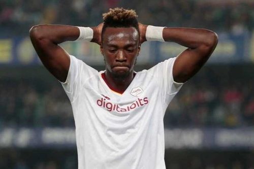Mourinho nổi giận với cầu thủ Roma sau trận hòa