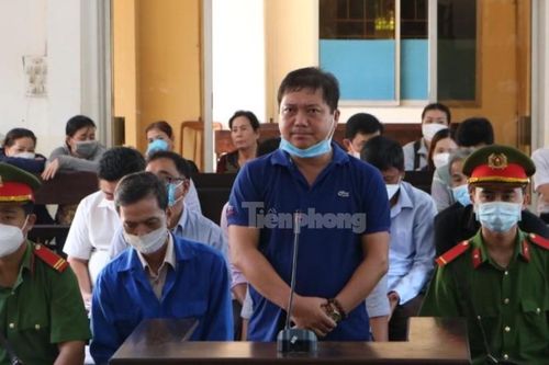 Tiếp tay mua bán hóa đơn, cán bộ thuế đổ lỗi cho người chi phần trăm