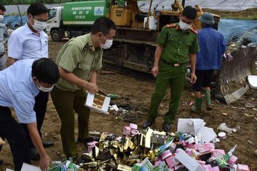 Phát hiện doanh nghiệp sản xuất mỹ phẩm chứa chất cấm