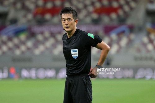 Trọng tài World Cup điều khiển trận đấu quyết định vé xuống hạng V.League