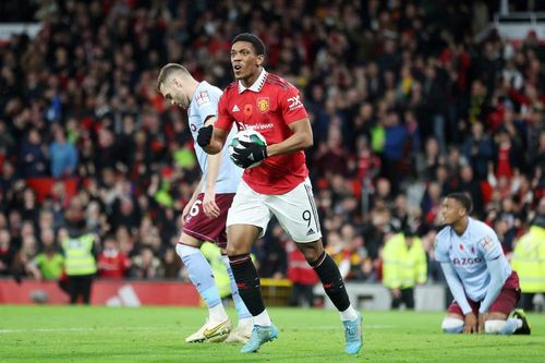 MU ngược dòng ngoạn mục đòi nợ Aston Villa