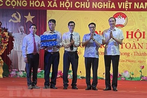 Phó Thủ tướng dự ngày hội đại đoàn kết toàn dân tộc tại Đồng Nai