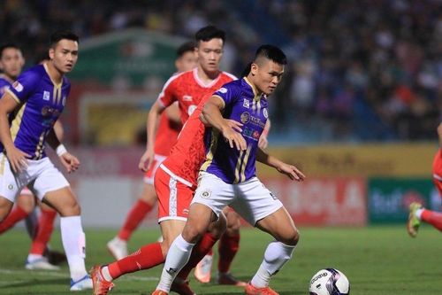 Để CĐV Hải Phòng xúc phạm trọng tài ở trận derby, Hà Nội và Viettel nhận án phạt