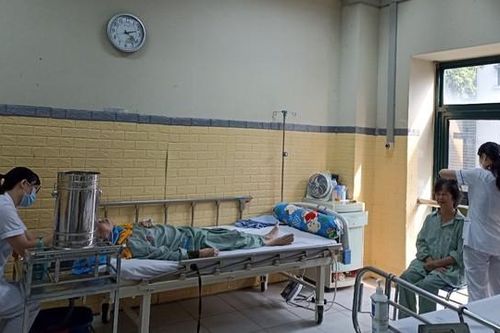 Xúc động 'Tri ân người bệnh' ở Bệnh viện Hữu Nghị