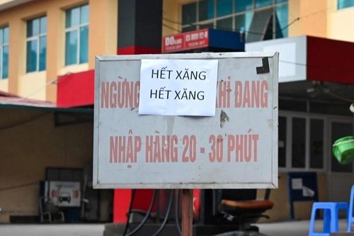 Thủ tướng yêu cầu khắc phục thiếu hụt xăng dầu cục bộ ngay từ 12/11