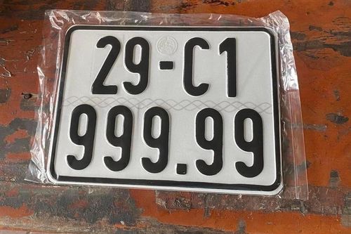 Tin 12/11: Người phụ nữ bấm trúng biển số ngũ quý 9 cho xe Wave Alpha ở Hà Nội; mắc uốn ván nguy kịch tính mạng chỉ vì bị que gỗ đâm vào đuôi lông mày