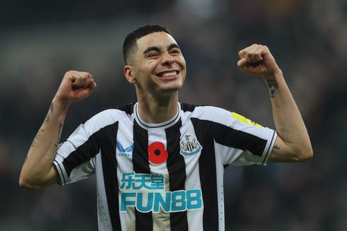 Hạ Chelsea, Newcastle tái hiện chiến công sau 20 năm