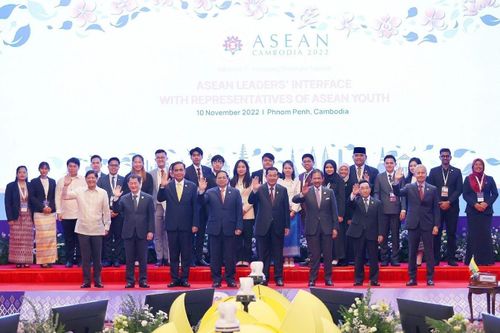 Campuchia chuyển giao chiếc búa chủ tịch ASEAN