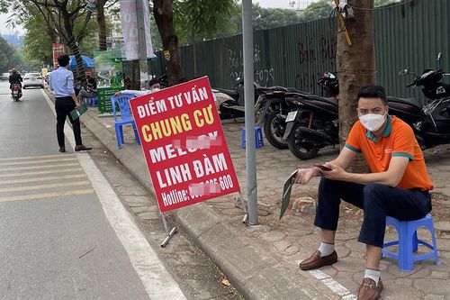Ra vỉa hè bán nhà