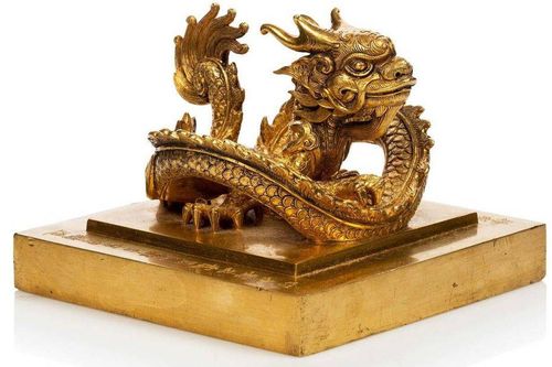 Ấn vàng 'Hoàng đế chi bảo' về Việt Nam