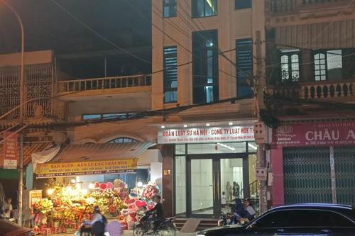 Khám nhà 'trùm' giang hồ xứ Thanh