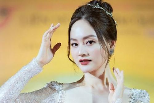 Khoe vóc dáng quyến rũ, Lan Phương của 'Thương ngày nắng về' hé lộ điều này mới khiến khán giả 'sốt'