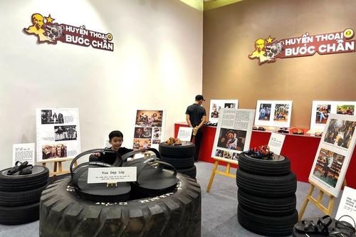 Tinh hoa nghề và chuyện của 'vua dép lốp'