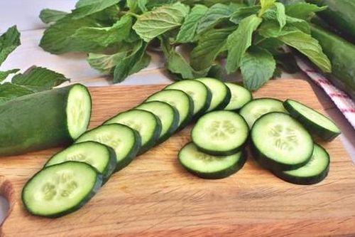 Nhiều người vô tư ăn dưa chuột mà không biết những tác dụng phụ đáng sợ
