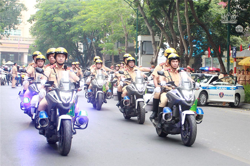 Công an toàn quốc đồng loạt ra quân trấn áp tội phạm dịp Tết Nguyên đán