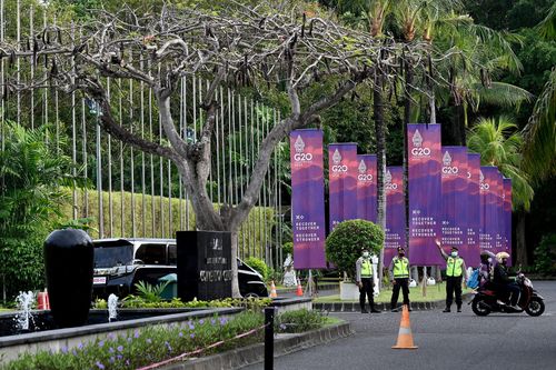 Zing từ G20: Bắt xe và chờ hết cấm đường ở Bali những ngày G20