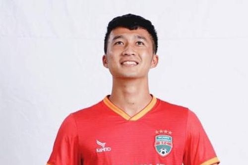 VFF đứng về phía cầu thủ Bình Dương bị trừ lương